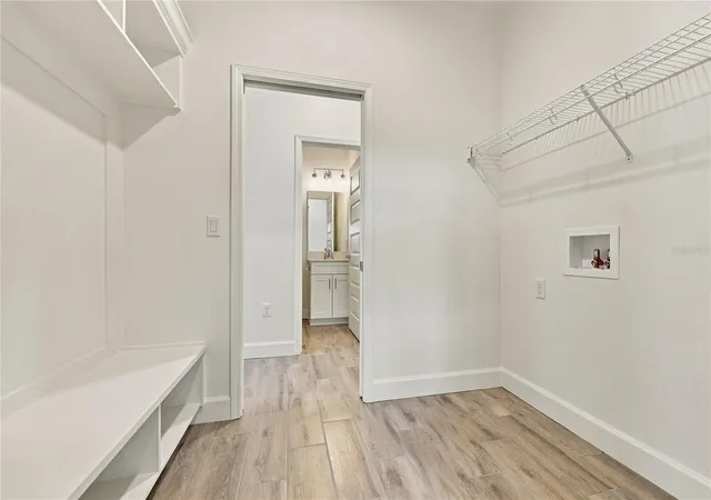 Photo 4 of Single family home for sale at 1086 SW 67th Way, Gainesville, FL 32607 | MLS# GC536224 | Listing updated on 2026-09-22
