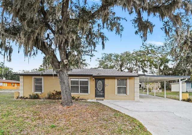Single family home for sale at 920 W Magnolia St, Arcadia, FL 34266 | MLS# C7519449 | Listing updated on 2026-06-01