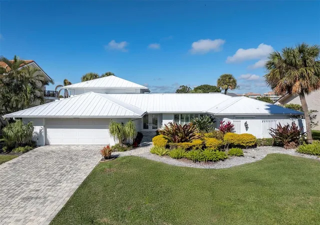 Homes for sale in Saint Petersburg, FL | 4935 62nd Ave S, Saint Petersburg, FL 33715 | MLS# TB8459428