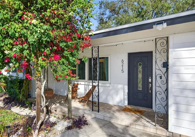 4th image of 6215 Rodgers Ave, Sarasota, FL 34231 | MLS# A4676446