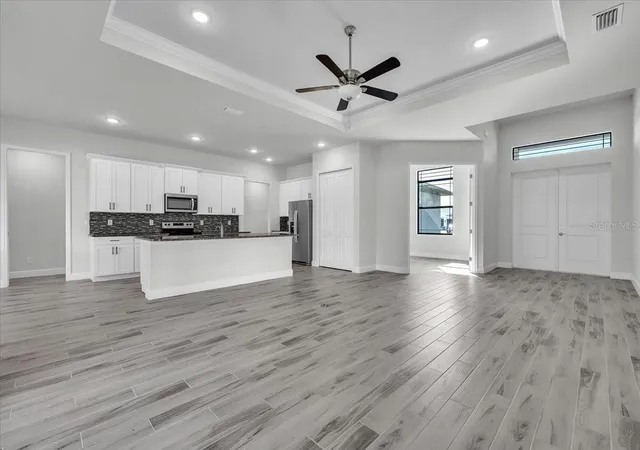 2nd image of 459 Ne 2nd Pl, Cape Coral, FL 33909 | MLS# C7519469