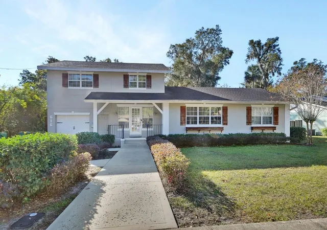 image of 616 W Minnesota Ave, Deland, FL 32720 | MLS# V4946466