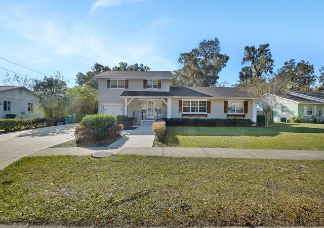image of 616 W Minnesota Ave, Deland, FL 32720 | MLS# V4946466