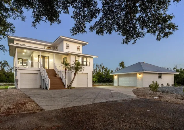 Photo 3 of Single family home for sale at 5010 Grouper Hole Ct, Boca Grande, FL 33921 | MLS# D6145351 | Listing updated on 2026-10-06