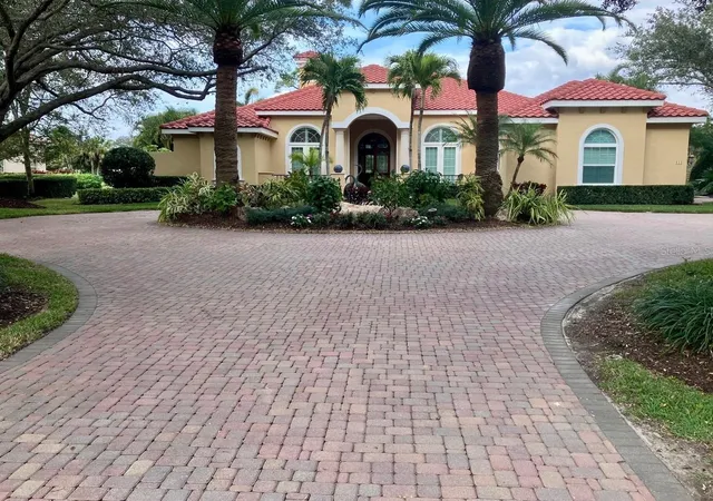 Homes for sale in Osprey, FL | 433 E Macewen Dr, Osprey, FL 34229 | MLS# A4676505