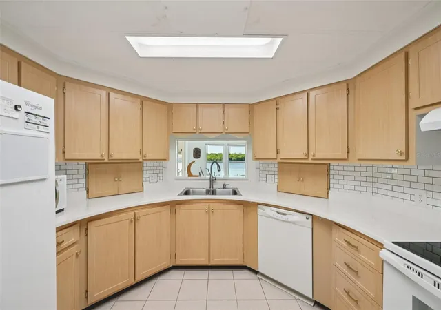 Photo 4 of Manufactured home for sale at 156 Martinique Rd, North Port, FL 34287 | MLS# A4676518 | Listing updated on 2026-09-20