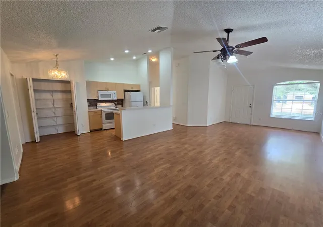 Photo 3 of Single family home for sale at 1926 29th Avenue N, Saint Petersburg, FL 33713 | MLS# TB8459771 | Listing updated on 2026-09-20