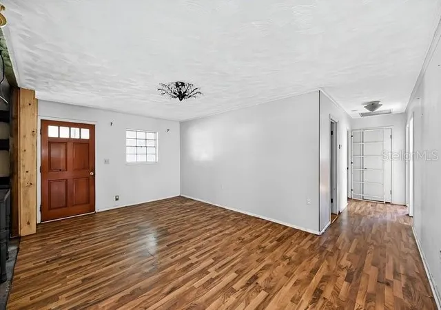 Photo 3 of Single family home for sale at 119 N West St, Bushnell, FL 33513 | MLS# O6370166 | Listing updated on 2026-10-02