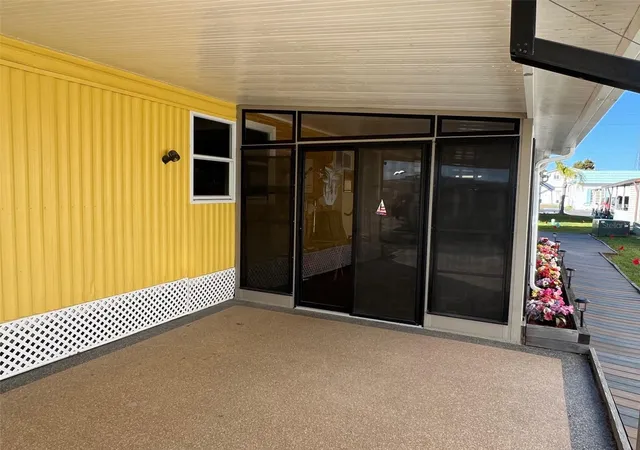 Photo 4 of Manufactured home for sale at 11300 124th Avenue #70, Largo, FL 33778 | MLS# TB8459847 | Listing updated on 2026-08-17