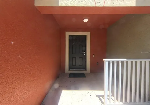 Photo 2 of Condo for sale at 215 Glowing Peace Ln #86, Orlando, FL 32824 | MLS# R4910464 | Listing updated on 2026-07-27