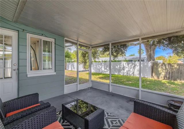 Photo 2 of Single family home for sale at 11615 Park Blvd, Seminole, FL 33772 | MLS# TB8459949 | Listing updated on 2026-09-24