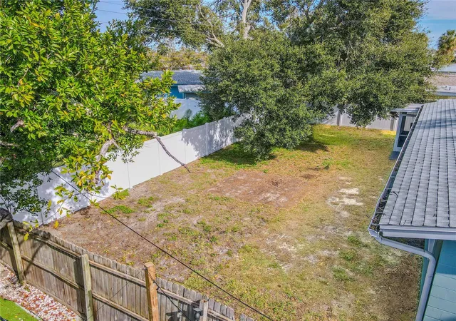 Photo 3 of Single family home for sale at 11615 Park Blvd, Seminole, FL 33772 | MLS# TB8459949 | Listing updated on 2026-09-24