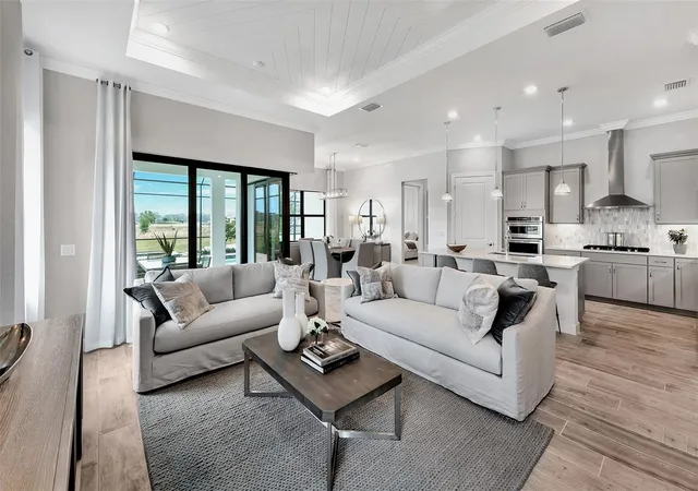 Photo 2 of Single family home for sale at 7452 Summer Ct, Sarasota, FL 34231 | MLS# TB8460013 | Listing updated on 2026-07-22