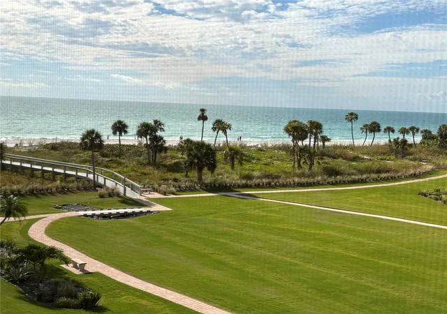 1st image of 1425 Gulf Of Mexico Dr #308, Longboat Key, FL 34228 | MLS# A4676606
