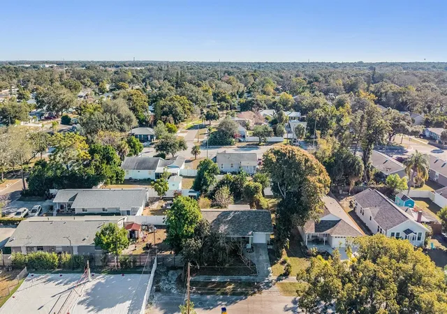 4th image of 2025 Plaza Dolores, Clearwater, FL 33755 | MLS# TB8460060