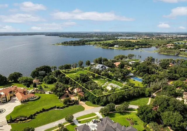 Photo 3 of Land for sale at 12418 Park Ave, Windermere, FL 34786 | MLS# O6370377 | Listing updated on 2026-01-02