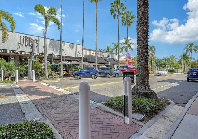63rd image of 1864 Goldenrod St, Sarasota, FL 34239 | MLS# A4676645