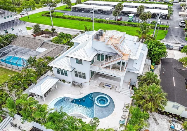 2nd image of 149 Mckinley Dr, Sarasota, FL 34236 | MLS# A4676647