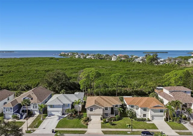 Photo 2 of Single family home for sale at 1059 S Pointe Alexis Dr, Tarpon Springs, FL 34689 | MLS# TB8460227 | Listing updated on 2026-09-21