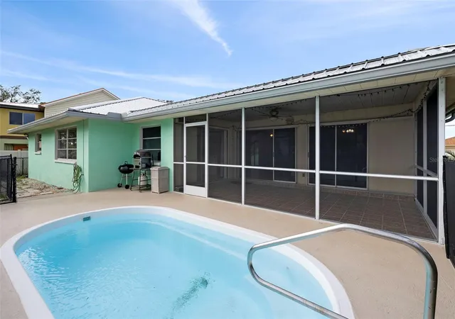 Photo 3 of Single family home for sale at 1845 Edison Dr, Englewood, FL 34224 | MLS# C7519567 | Listing updated on 2026-09-06