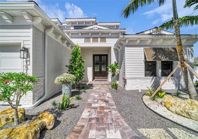 3rd image of 1516 S Orange Ave, Sarasota, FL 34239 | MLS# A4676686