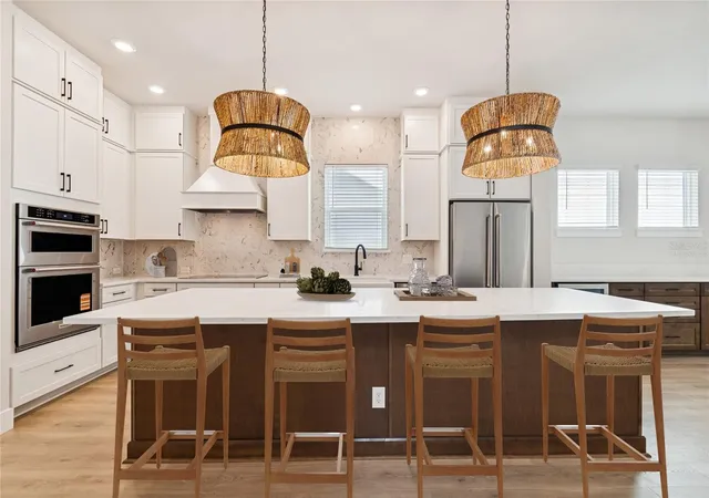 Photo 2 of Sale Pending at 1104 W Ohio Ave, Tampa, FL 33603 | MLS# TB8460349 | Listing updated on 2026-09-16