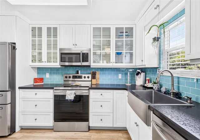 Photo 4 of Townhouse for sale at 742 Laurel Bay Cir, New Smyrna Beach, FL 32169 | MLS# NS1086919 | Listing updated on 2026-09-01