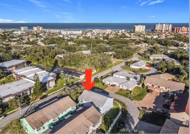 Photo 1 of Townhouse for sale at 742 Laurel Bay Cir, New Smyrna Beach, FL 32169 | MLS# NS1086919 | Listing updated on 2026-09-01