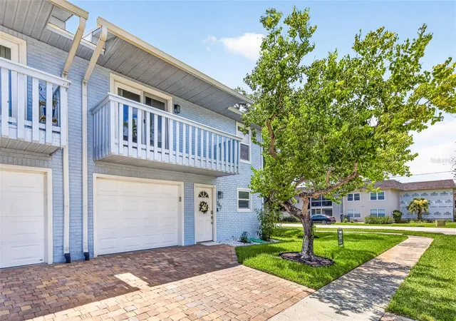 Townhouse for sale at 742 Laurel Bay Cir, NEW SMYRNA BEACH, FL 32169 | MLS# NS1086919