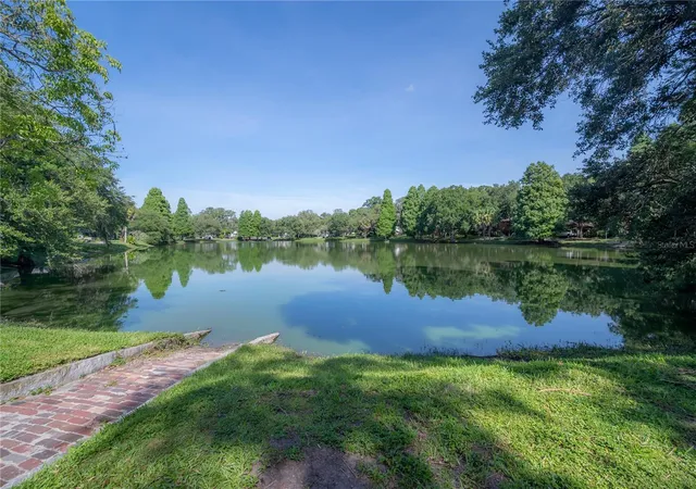 4th image of 5530 N 9Th St #3, Tampa, FL 33604 | MLS# TB8460399