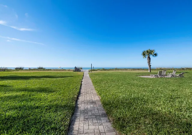 Homes for sale in Longboat Key, FL | 5231 Gulf Of Mexico Dr #104, Longboat Key, FL 34228 | MLS# A4676730