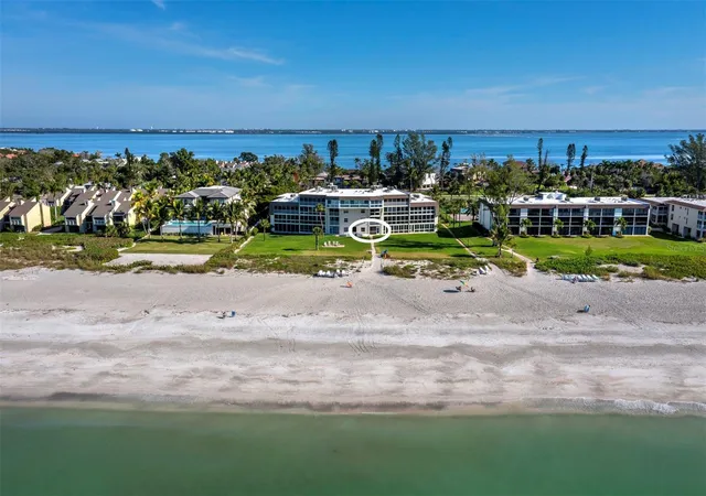 Homes for sale in Longboat Key, FL | 5231 Gulf Of Mexico Dr #104, Longboat Key, FL 34228 | MLS# A4676730