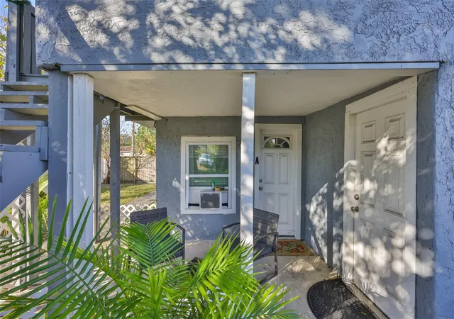 2nd image of 1208 17th St N, Saint Petersburg, FL 33713 | MLS# TB8460433