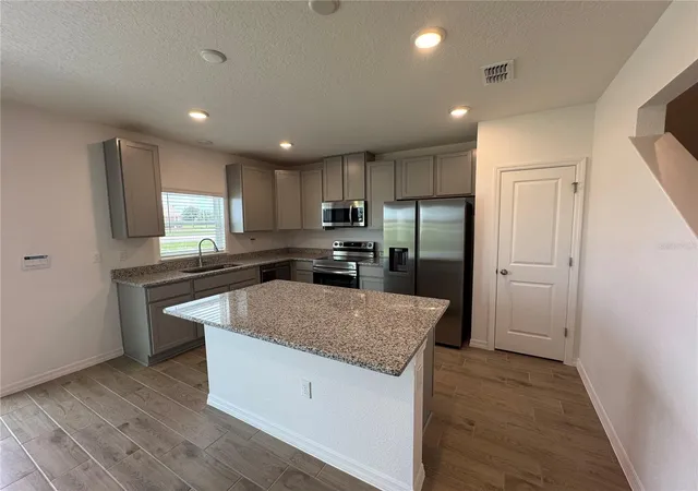 Photo 1 of Single family home for sale at 211 Big Sioux Dr, Kissimmee, FL 34759 | MLS# O6370621 | Listing updated on 2026-09-18
