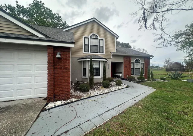 Photo 4 of Single family home for sale at 2007 Norfield Ct, Orlando, FL 32837 | MLS# S5140955 | Listing updated on 2026-08-31