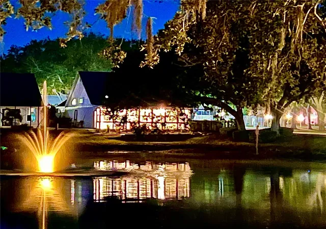 Single family home for sale at 7801 Ontario St Cir, SARASOTA, FL 34243 | MLS# A4676752