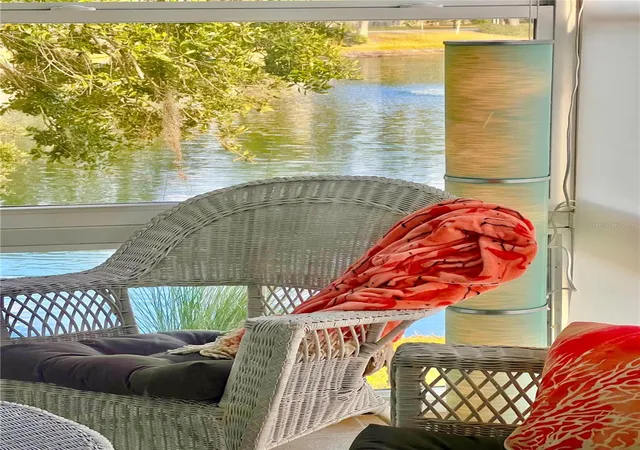 Photo 3 of Single family home for sale at 7801 Ontario St Cir, Sarasota, FL 34243 | MLS# A4676752 | Listing updated on 2026-09-05