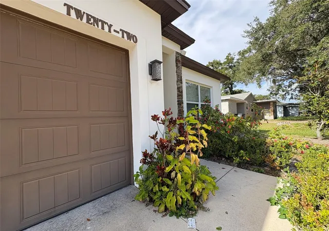Photo 2 of Single family home for sale at 22 Deacon Jones Blvd, Orlando, FL 32810 | MLS# S5140989 | Listing updated on 2026-09-04