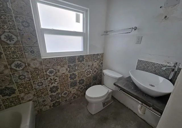 5th image of 3615 Higel Ave, Sarasota, FL 34242 | MLS# TB8460558