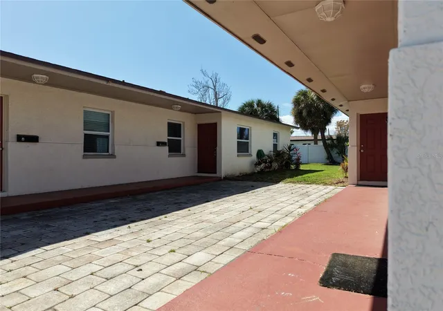 Multi family home for sale at 6627 S W Shore Blvd, TAMPA, FL 33616 | MLS# TB8460597