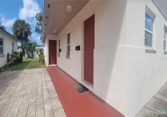 Multi family home for sale at 6625 S W Shore Blvd, TAMPA, FL 33616 | MLS# TB8460599