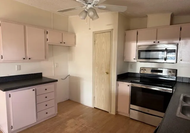 5th image of 1832 W Schwartz Blvd, Lady Lake, FL 32159 | MLS# OM715948
