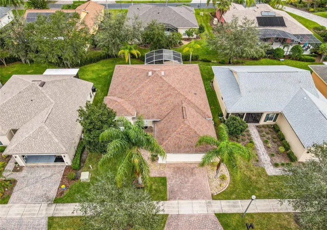 Homes for sale in Poinciana, FL | 141 Marabella Loop, Poinciana, FL 34759 | MLS# S5141012