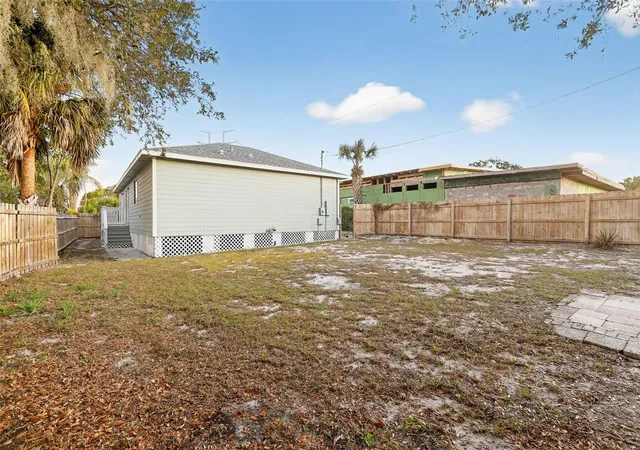 27th image of 522 E Morgan St, Tarpon Springs, FL 34689 | MLS# TB8460697