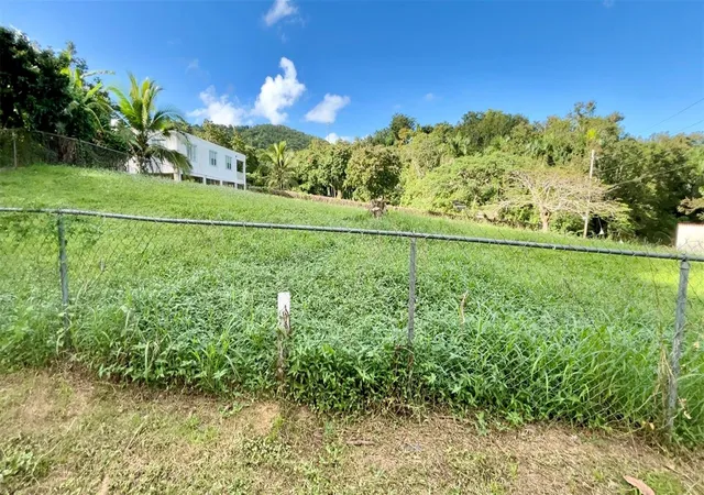 Photo 4 of Sale Pending at Urb Villas De Luquillo C 15, Luquillo, PR 00773 | MLS# PR9118311 | Listing updated on 2026-10-03