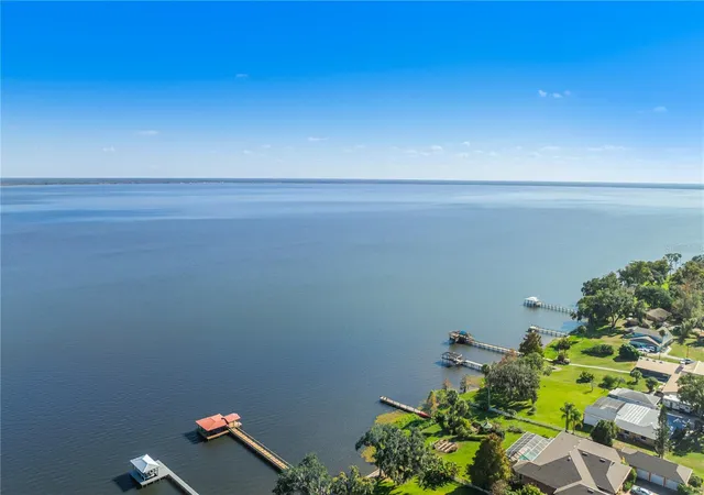 52nd image of 2502 Lake Front Dr, Lake Wales, FL 33898 | MLS# O6370901