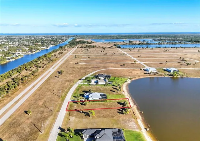 image of 139 Wren Dr, Placida, FL 33946 | MLS# D6145415