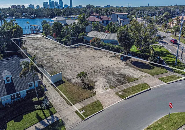 Photo 4 of Land for sale at 140 Brightwaters Blvd NE, Saint Petersburg, FL 33704 | MLS# TB8460961 | Listing updated on 2026-01-12