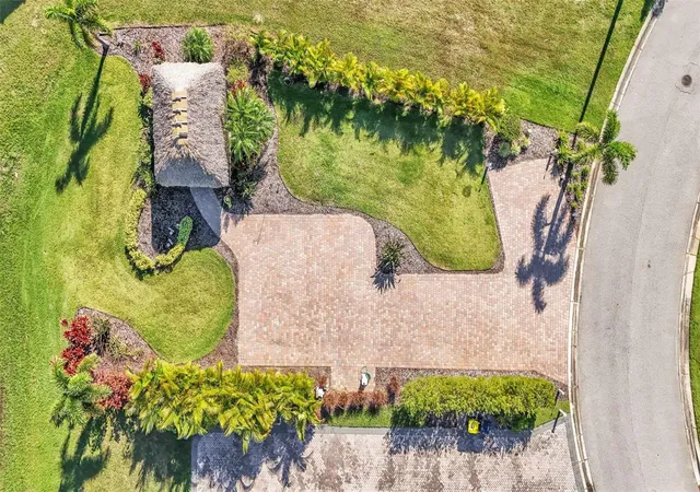 2nd image of 2907 Wood Duck Dr, Polk City, FL 33868 | MLS# L4958275
