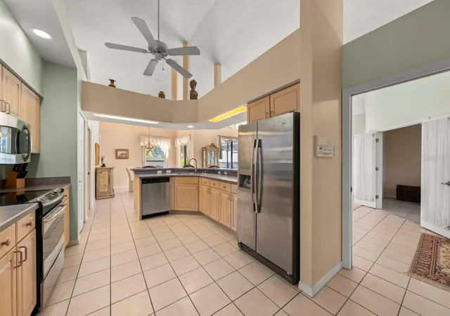 Photo 4 of Single family home for sale at 4356 Marcott Cir, Sarasota, FL 34233 | MLS# C7519661 | Listing updated on 2026-09-22